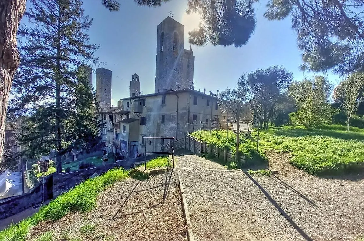 Casa Nella Corte Nel Centro Di San Gimignano Con Balcone Panoramico Wifi E Garage Auto Privato 0*,
