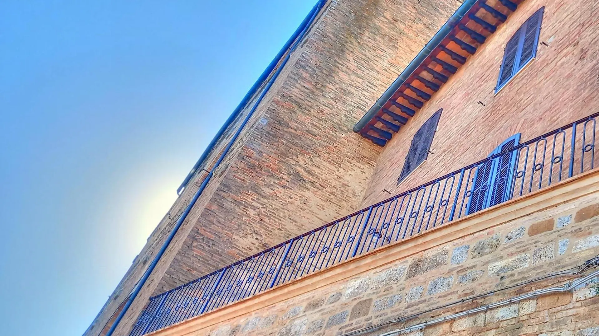 Casa Nella Corte Nel Centro Di San Gimignano Con Balcone Panoramico Wifi E Garage Auto Privato 0*,